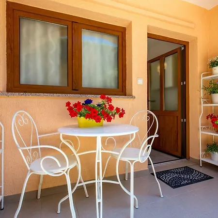 Cozy And Modern 4 Apartman *