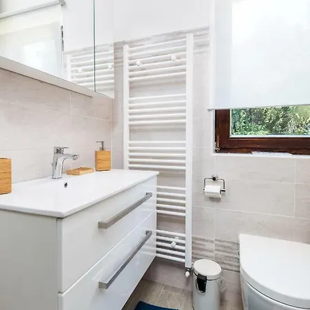Cozy And Modern 4 Kastav