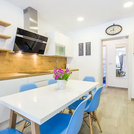 Cozy And Modern 4 Apartman Kastav