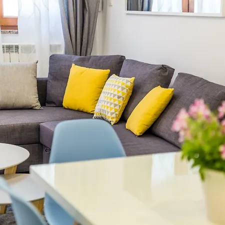 Cozy And Modern 4